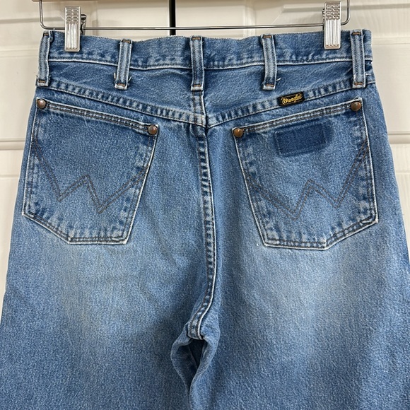 Wrangler Denim - 1980s 🇺🇸 Made in USA Wrangler Blue Jeans 28x33
